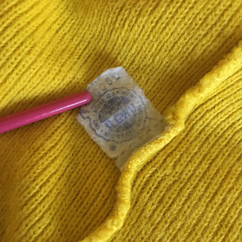 60s/70s Vintage Union Made Yellow Sweater Vest - Picture 3 of 7